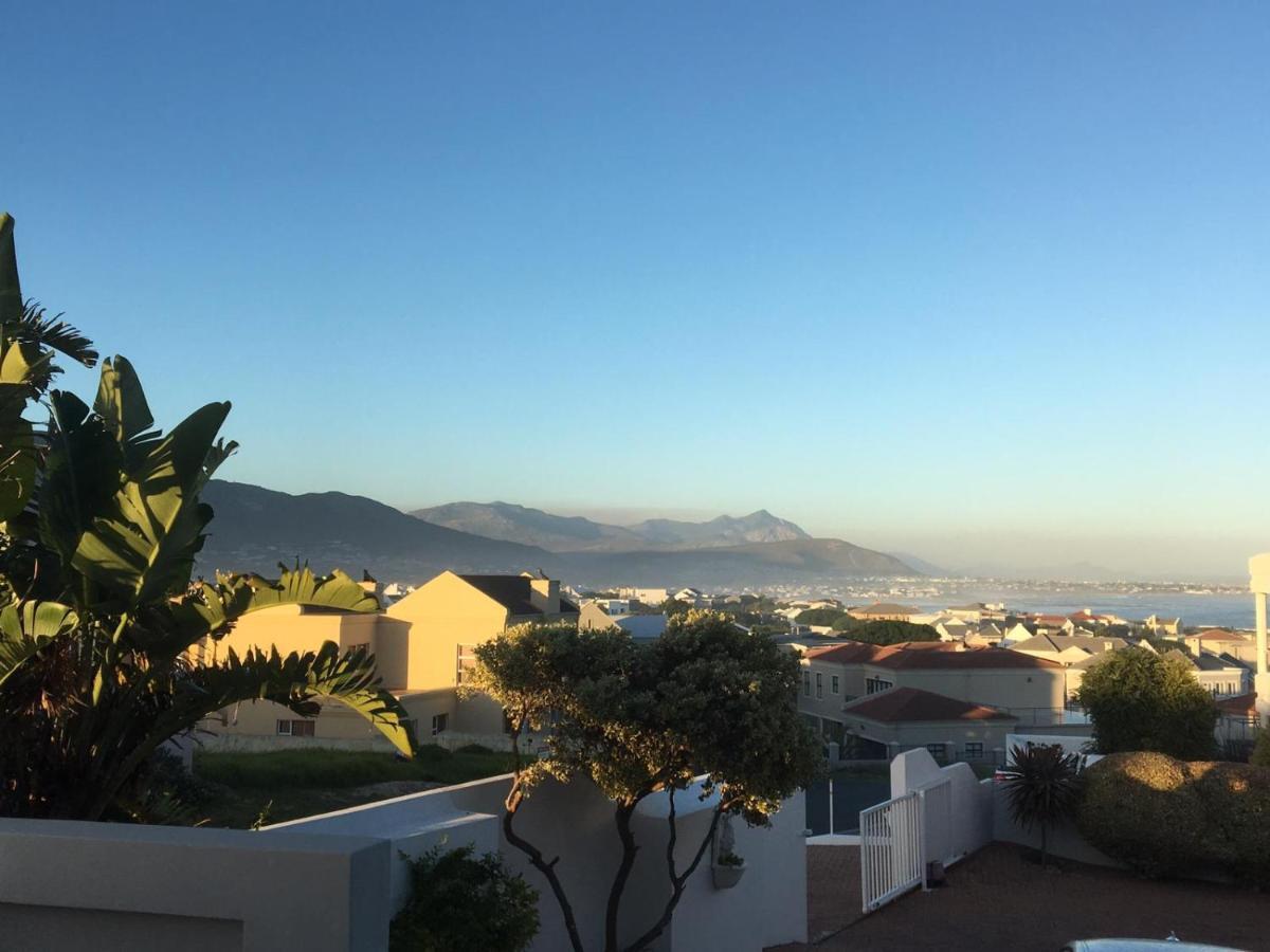 Vermont Hermanus - Views, Sunny, Right On The Sea Εξωτερικό φωτογραφία