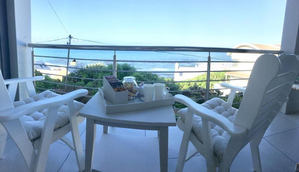 Vermont Hermanus - Views, Sunny, Right On The Sea Εξωτερικό φωτογραφία